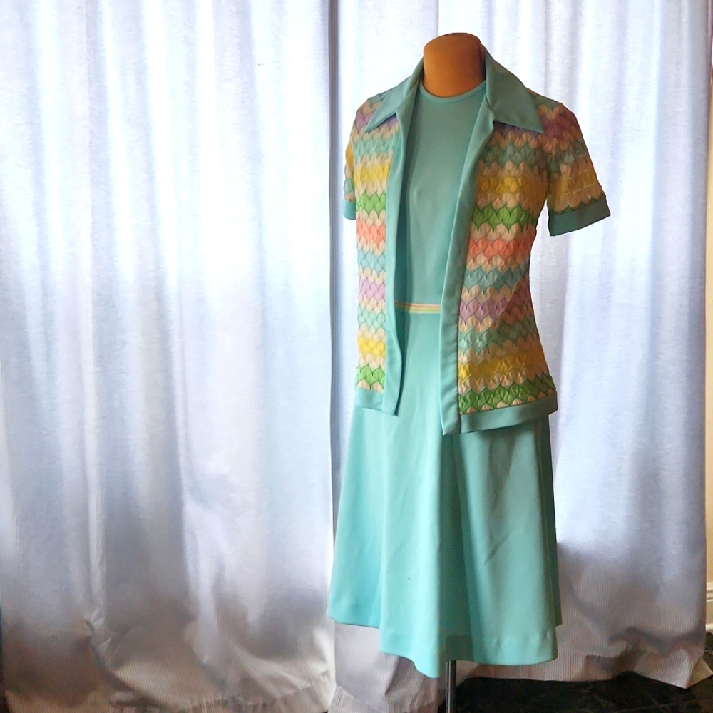 Pretty in Pastel 2 Pc 1960s/ 1970s Suit by Sears, Sz 6
